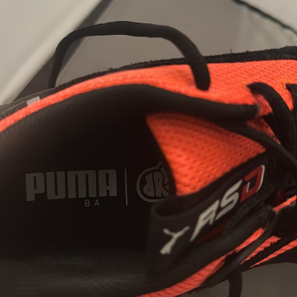 Puma Vibrant Red and Black Athletic Sneakers men’s size 9.0 - Picture 7 of 7